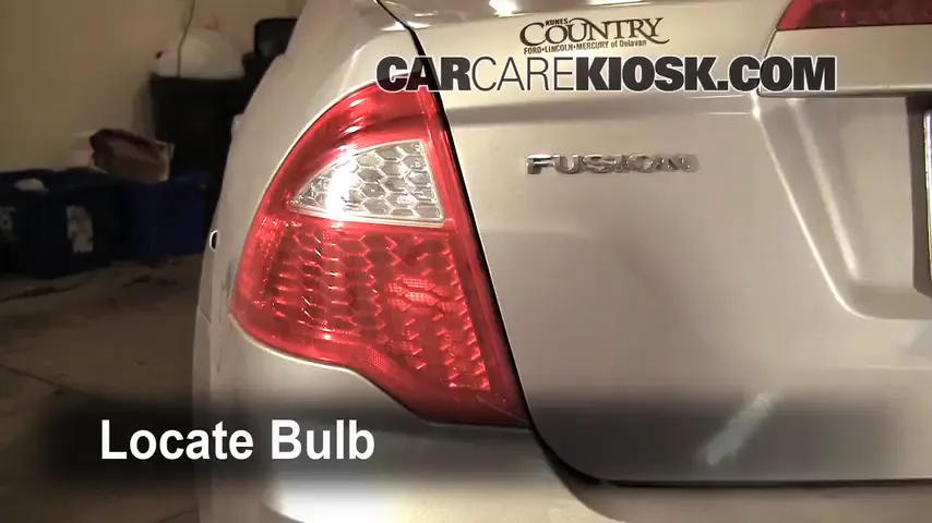 2010 Ford Fusion SE 2.5L 4 Cyl. Lights